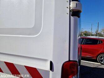 2009-renault-master-1463610-47890175