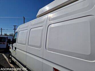 2009-renault-master-1463610-47890177