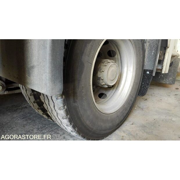 2006 Renault PREMIUM-47890244