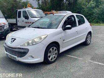 2012-peugeot-206-1463615-47890321