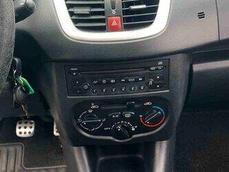 2012-peugeot-206-1463615-47890350