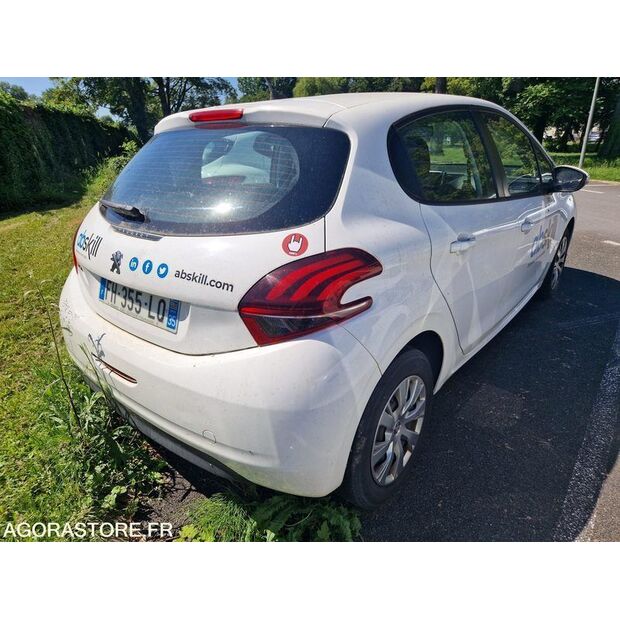 2019 Peugeot 208-47890459