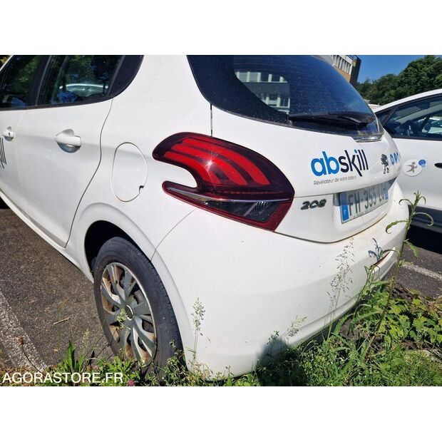 2019 Peugeot 208-47890469