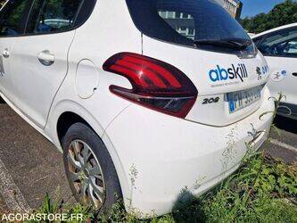 2019-peugeot-208-1463618-47890469