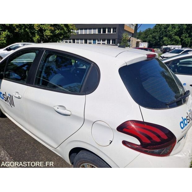 2019 Peugeot 208-47890470