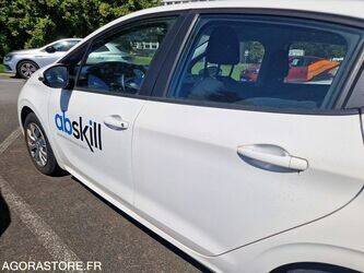 2019-peugeot-208-1463618-47890471