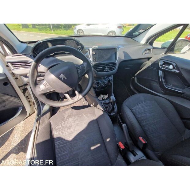 2019 Peugeot 208-47890478