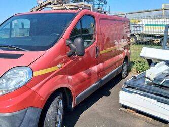 2007-renault-trafic-1463619-47890486