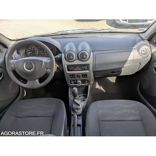 2009 داسيا SANDERO-47890506
