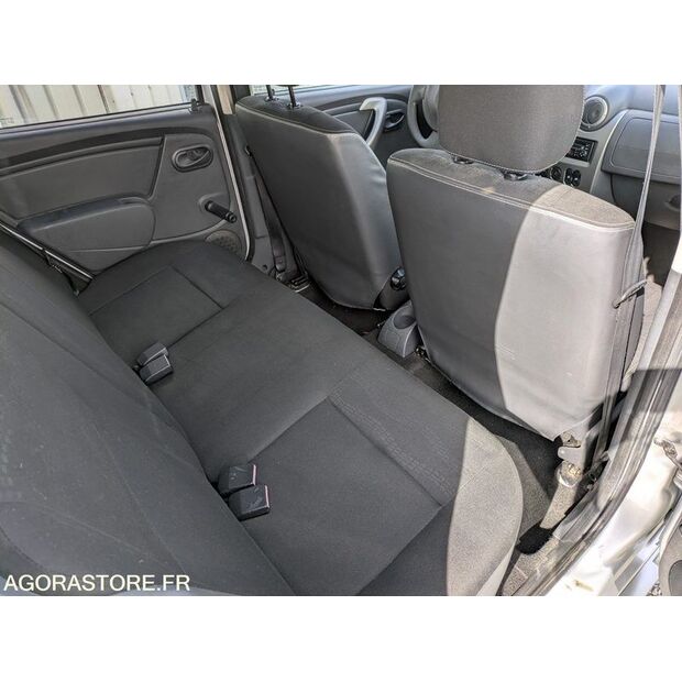 2009 داسيا SANDERO-47890510