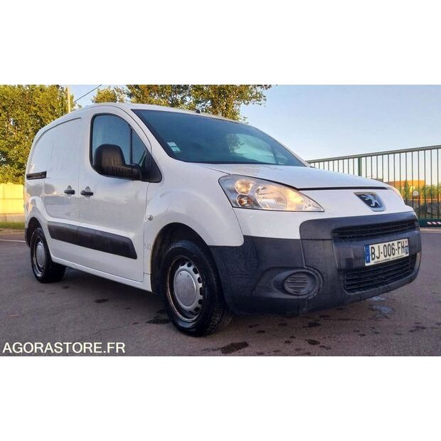 2011 Peugeot PARTNER-47890614