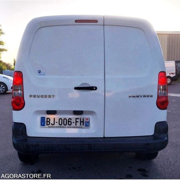 2011 Peugeot PARTNER-47890618
