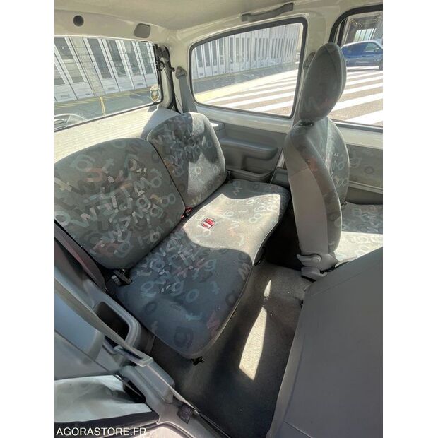 2006 Renault Twingo-47890684