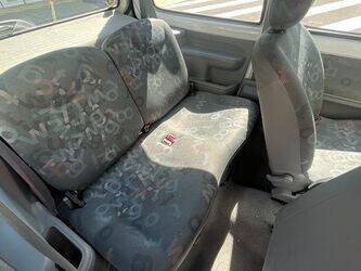 2006-renault-twingo-1463628-47890684