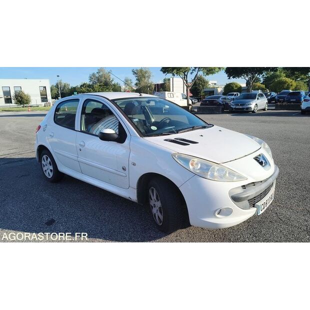 2013 Peugeot 206-47890857