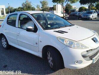 Image de VOITURES 2013 Peugeot 206