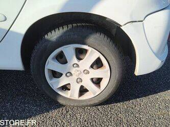 2013-peugeot-206-47890884