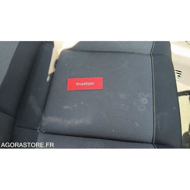 2018 Citroen C3-47890928