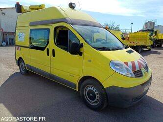 2013-renault-trafic-1463642-47891185