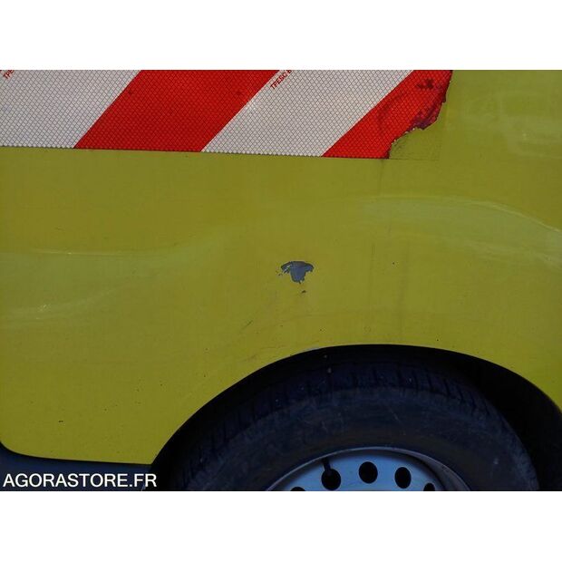 2013 رينو Trafic-47891186