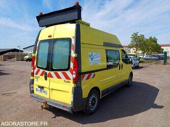 2013-renault-trafic-1463642-47891188