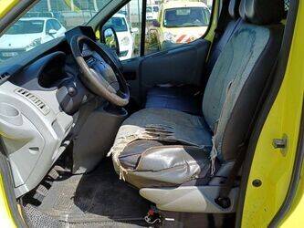 2013-renault-trafic-1463642-47891191