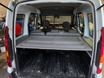 2008-renault-kangoo-1463643-47891218