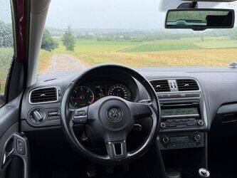 2011-volkswagen-polo-1463644-47891250