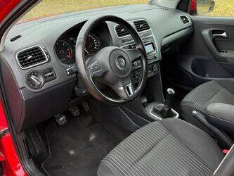 2011-volkswagen-polo-1463644-47891252