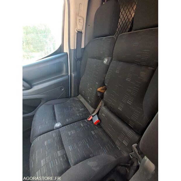 2011 Citroen BERLINGO-47891286