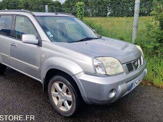 صورة ل سيارات 2006 نيسان X-TRAIL