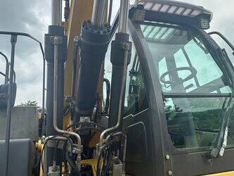 2014-new-holland-we150-47893779