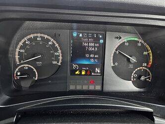 2023-mercedes-benz-2652-47893837