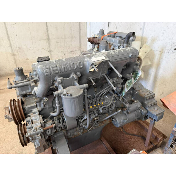1992 Hitachi KH 125-3-47894487