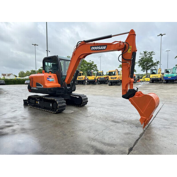 2019 Doosan DX55-9CN-47894563