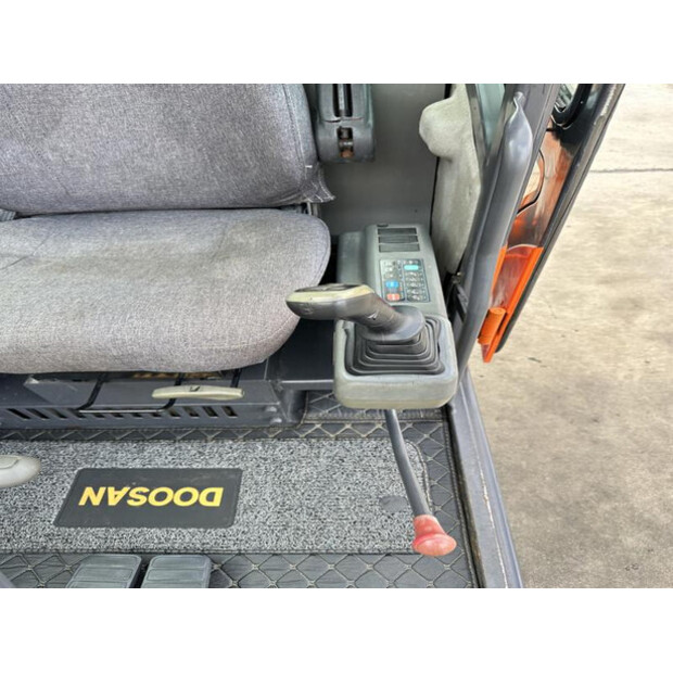 2019 Doosan DX55-9CN-47894595