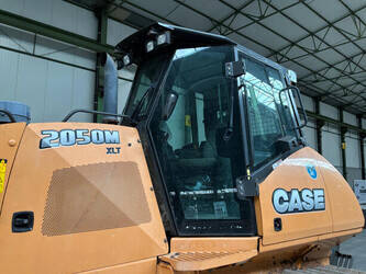 2014-case-2050m-xlt-47894708
