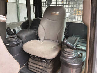 2014-case-2050m-xlt-47894710