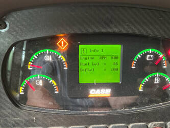 2014-case-2050m-xlt-47894715