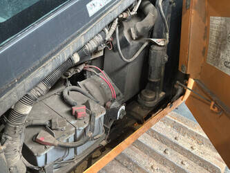 2014-case-2050m-xlt-47894719