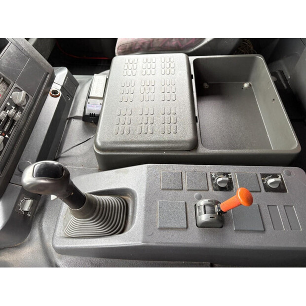 2001 Iveco Euro Trakker-47895142
