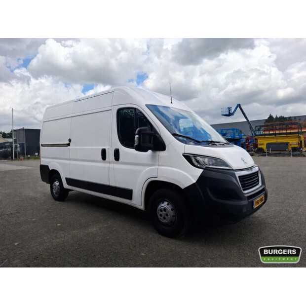 2020 Peugeot BOXER-47900190