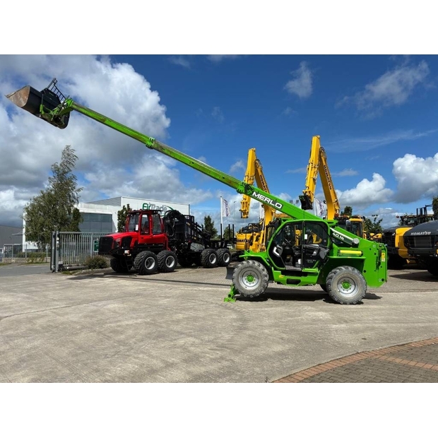 2023 Merlo-47904035