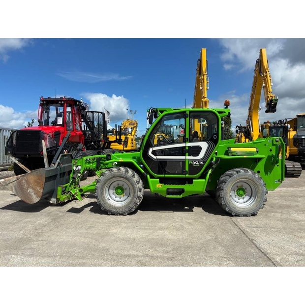 2023 Merlo-47904036