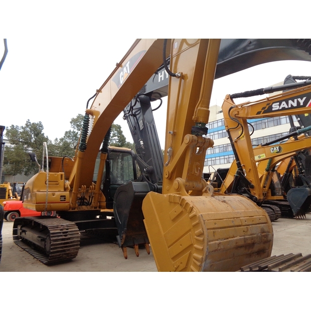 2025 Caterpillar 320CL-47909854