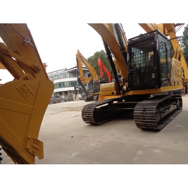 2025 Caterpillar 320GC-47910175