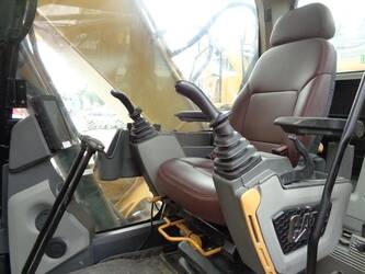 2025-caterpillar-320gc-1464093-47910179