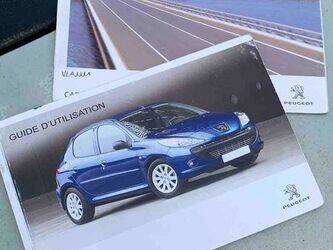 2012-peugeot-206-1464117-47911795