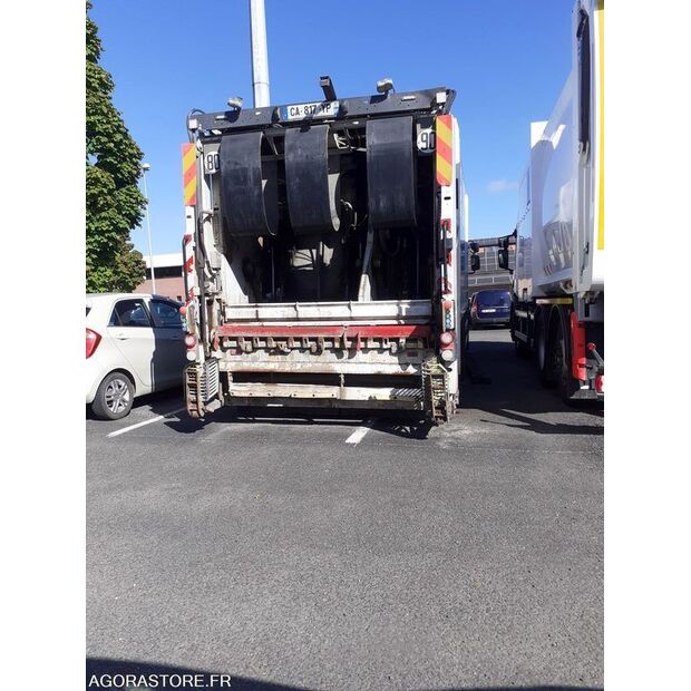 2012 Renault PREMIUM-47911854