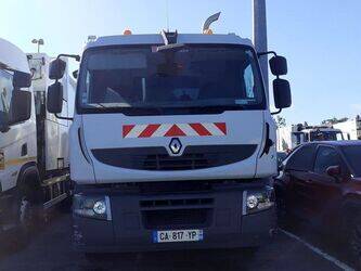 2012-renault-premium-1464118-47911855